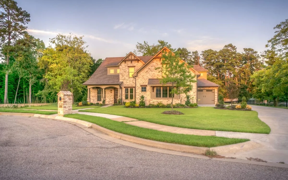 A house in South Houston, Texas bought as-is for cash by House Buyers Texas